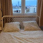 Next To The Hospital With A Panoramic View Of The Appartement